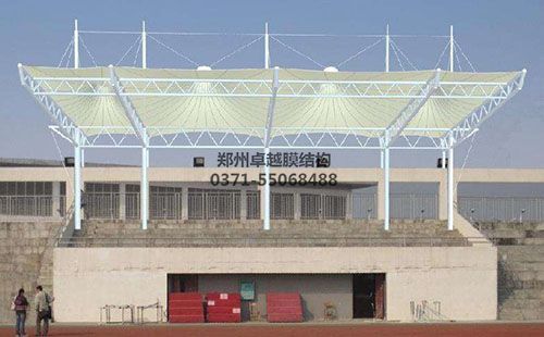 秦皇島東港鎮(zhèn)小學膜結構看臺