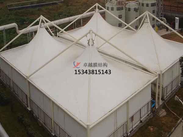 污水池反吊膜安裝完成后膜面臟污要怎么處理？