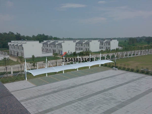 ?？的そY(jié)構(gòu)停車棚【雨棚遮陽棚生產(chǎn)安裝】