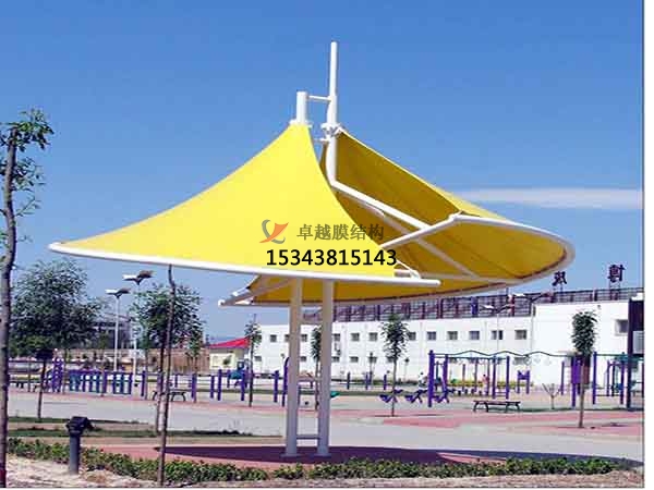 安陽商業(yè)廣場<font color='red'>張拉膜結(jié)構(gòu)</font>景觀棚/雨棚設計搭建 　　