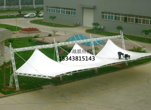 如何對PTFE膜材建筑進行清洗？