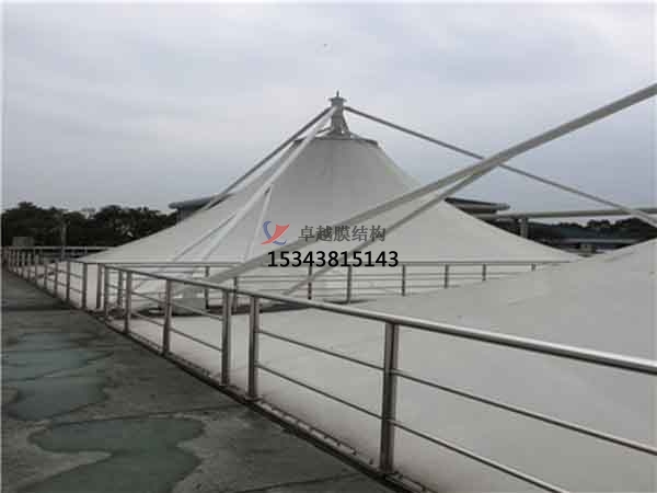 污水池加蓋反吊膜有什么特色？