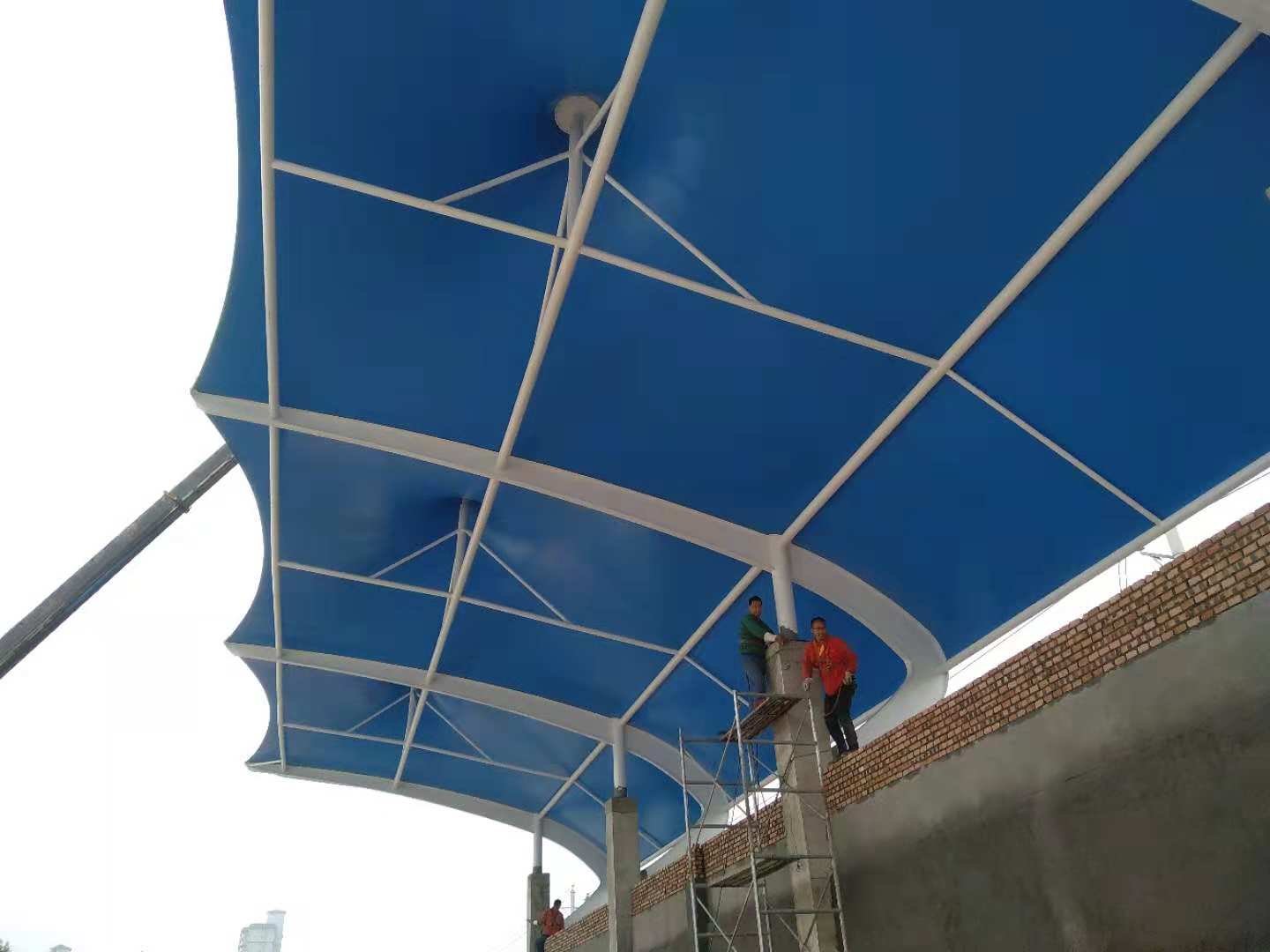 如何對膜結(jié)構(gòu)工程進行維護保養(yǎng)？