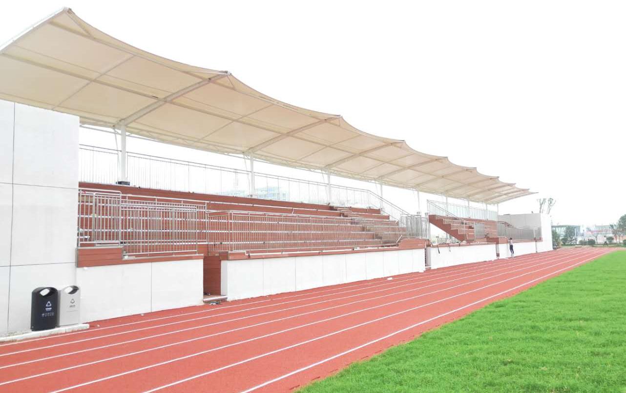 如何設(shè)計(jì)合理的膜結(jié)構(gòu)體育場看臺(tái)