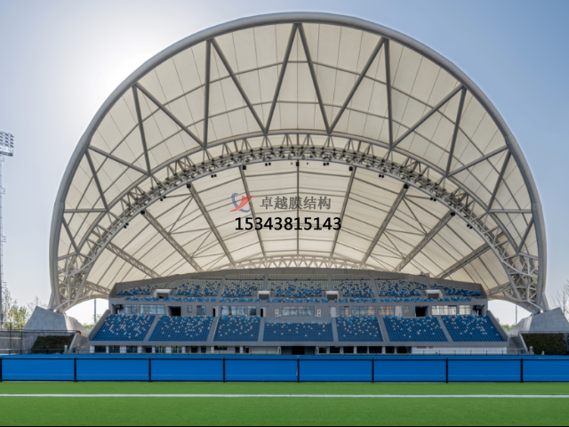  操場看臺(tái)是怎么維護(hù)的