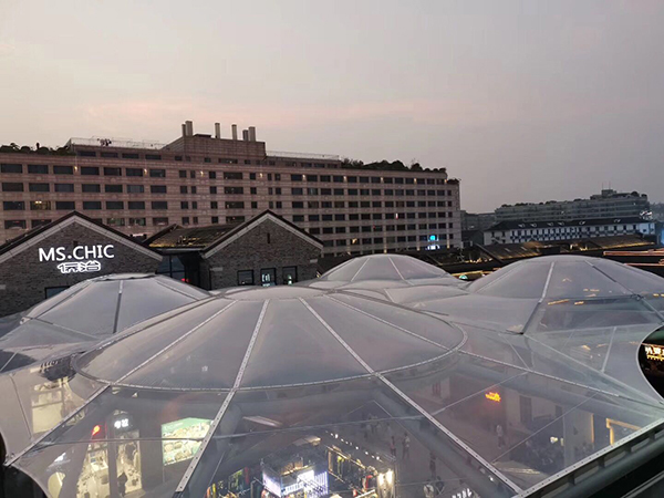 ETFE膜結(jié)構(gòu)材料的種類有哪些？如何選購適合自己的ETFE膜結(jié)構(gòu)？