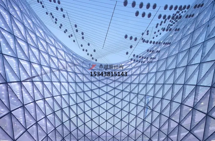 銅川張拉膜籃球場遮陽棚生產(chǎn)廠家設(shè)計施工【銅川職業(yè)技術(shù)學(xué)院張拉膜籃球場遮陽棚】等項(xiàng)目