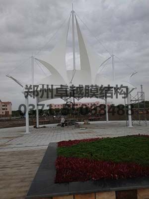 高爾夫膜結(jié)構(gòu)